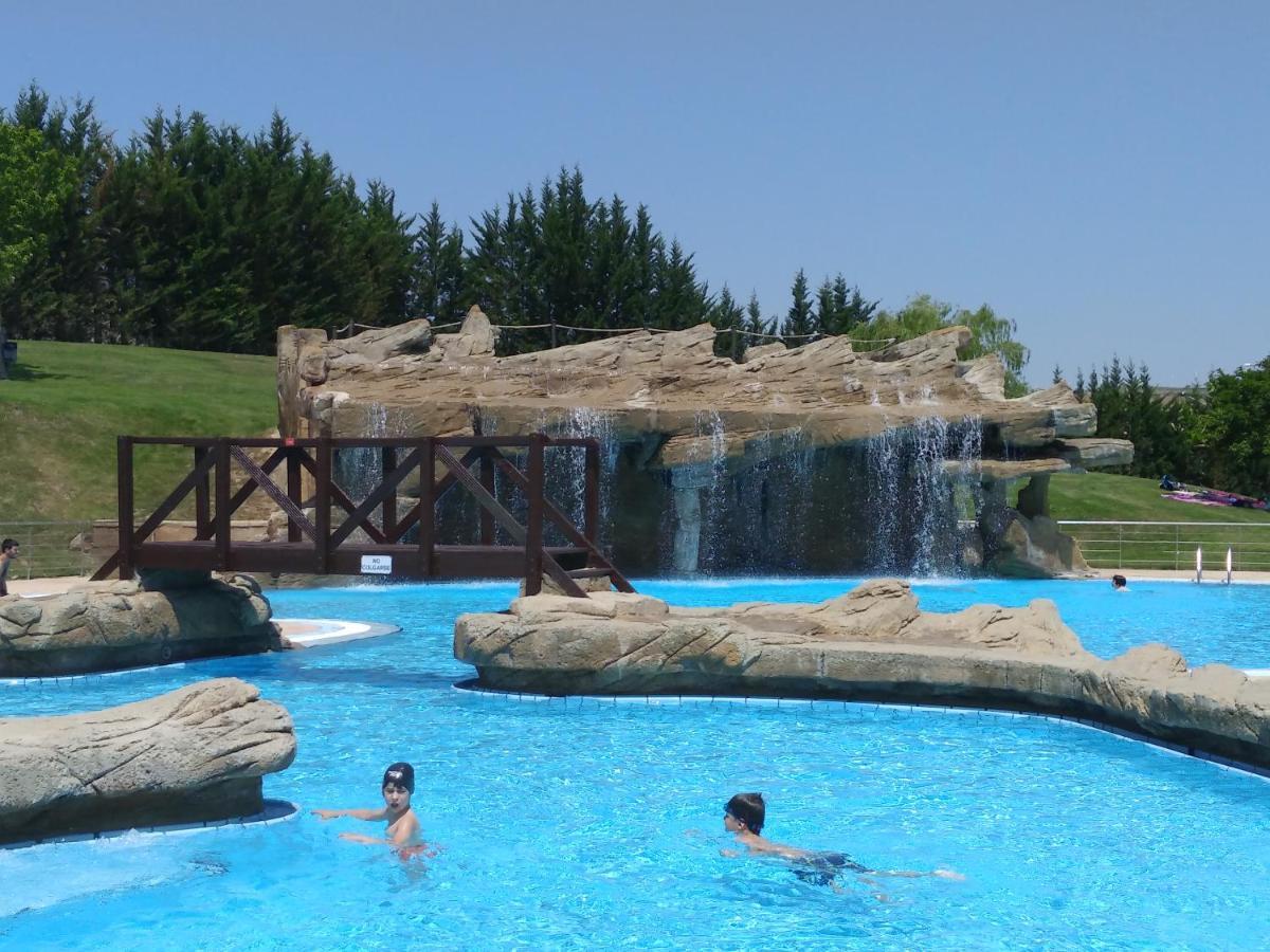 Pensjonat Jardines De Viana Viana  Zewnętrze zdjęcie